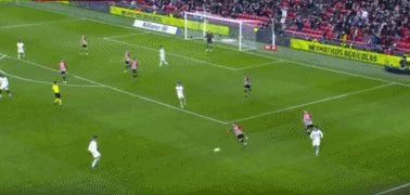 近200名精英骑手相聚成都东安湖 国际马联二星级赛事开赛（近200位顶尖骑手齐聚成都东安湖 国际马联二星级赛事鸣枪开赛）