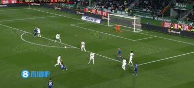 自复出以来伦纳德在场快船赢21分，不在场输56分（复出后，伦纳德在场快船净胜21分，离场净负56分）