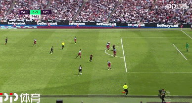 早报：功成名就不是目的，让自己快乐快乐这才叫做意义（早报：功名非终点，快乐才是人生的意义）