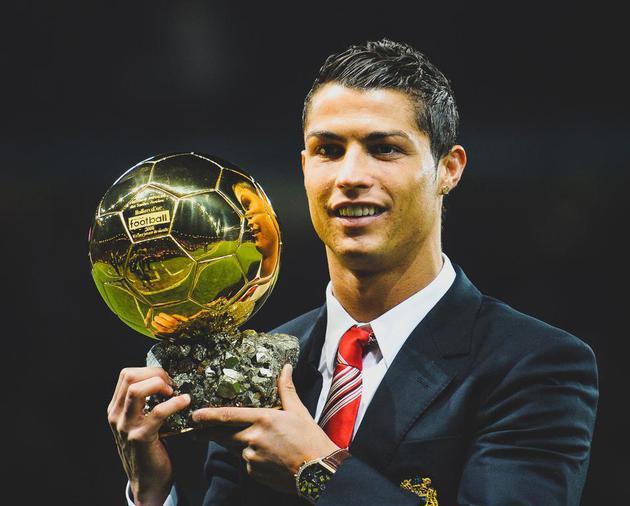 罗马诺：切尔西愿支付埃斯特旺的浮动条款，总价可超6500万欧（罗马诺：切尔西愿触发埃斯特旺附加条款，整体费用或将突破6500万欧）