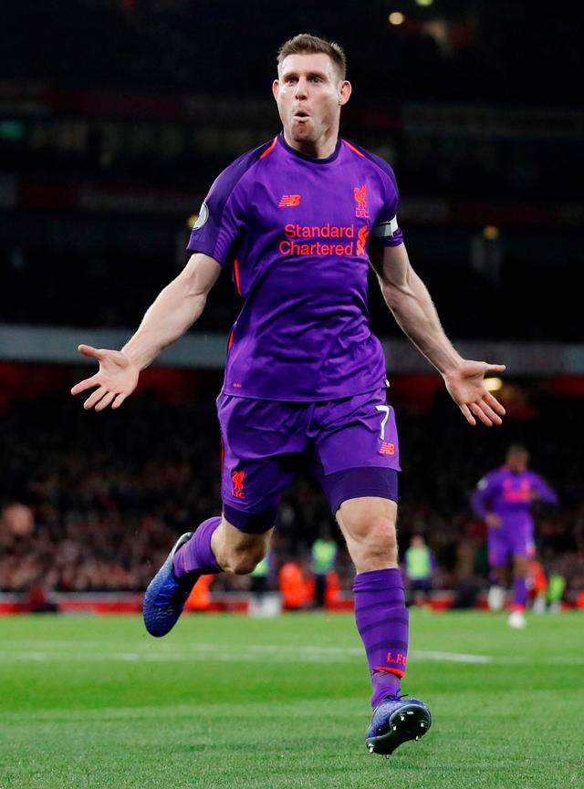 里夫斯14分7助攻＆艾顿10分，湖人半场轰出67分（里夫斯14分7助攻、艾顿10分，湖人半场轰下67分）